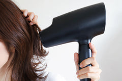 美髪の新たな必需品！熱を味方にするヘアケアアイテム爆誕。 | サムネイル画像